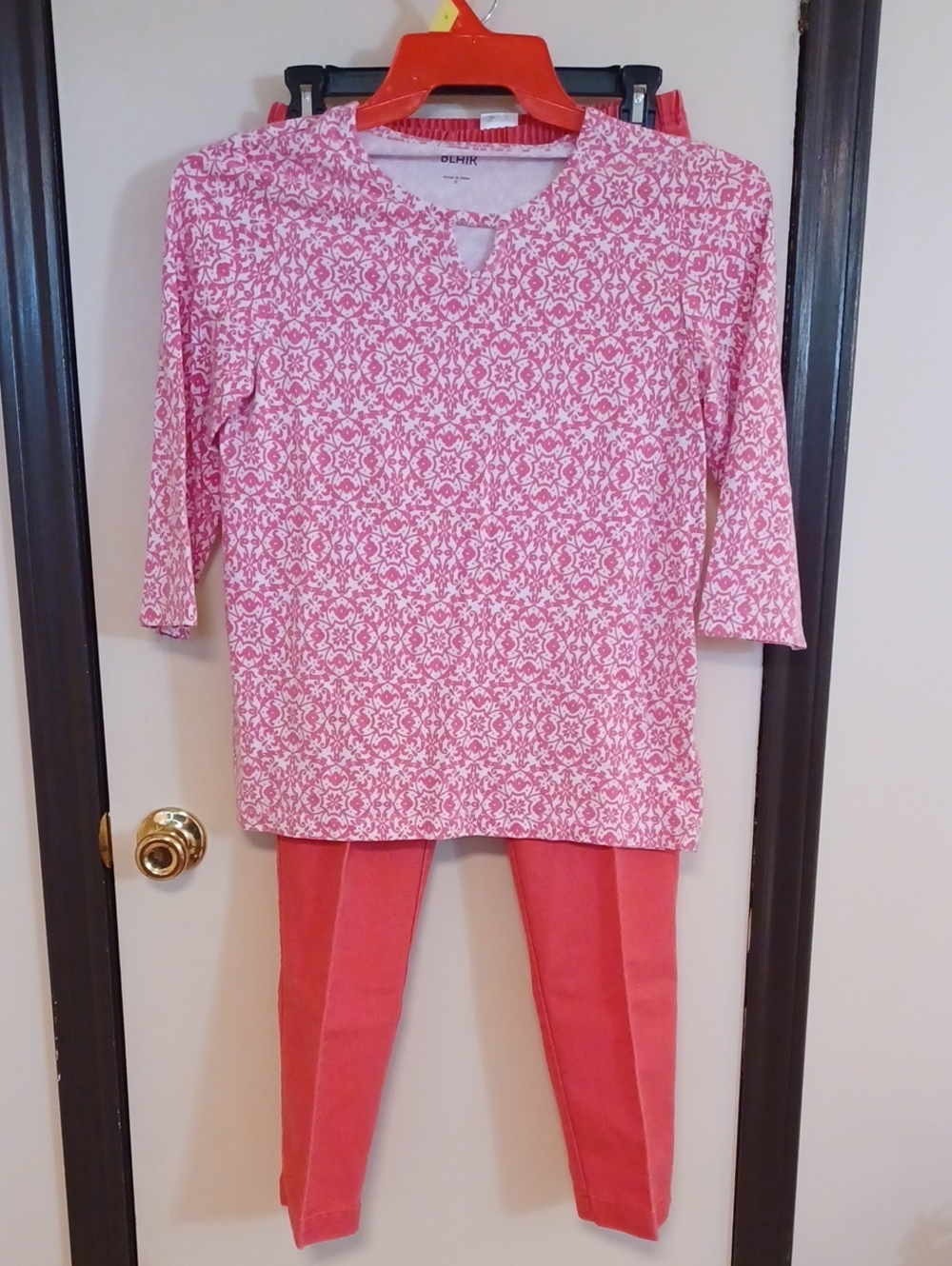 Blair Coral Elastic-Waist Bottoms And Matching Top